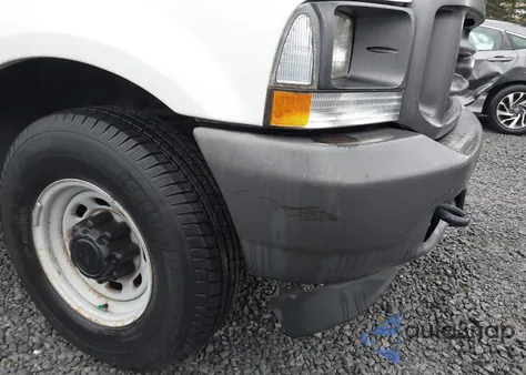 2004 Ford F-250 Xl/Xlt z USA, uszkodzony, nr VIN 1FTNF20LX4ED82430